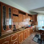 Sokoli, Enjoy Sunset At This Spacious Apartment