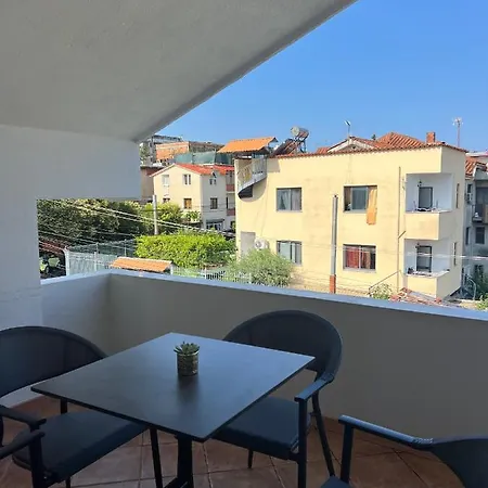 דירה Sokoli, Enjoy Sunset At This Spacious טיראנה