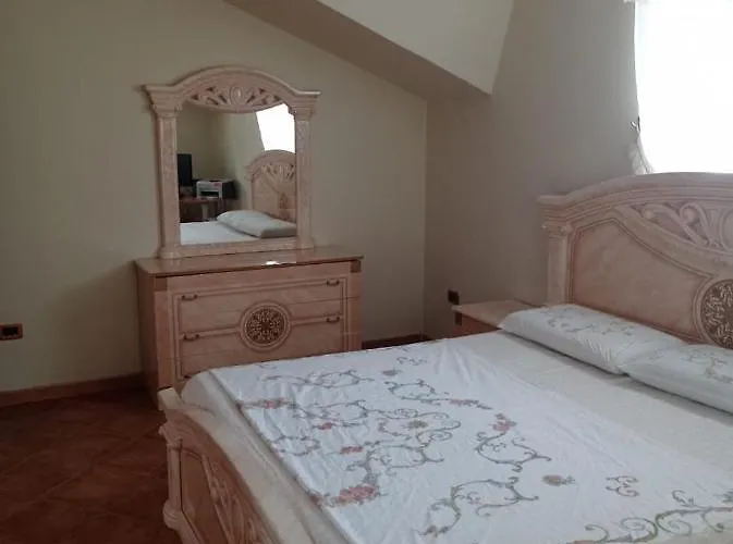 Sokoli, Enjoy Sunset At This Spacious * Tirana